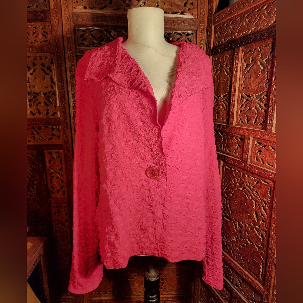 The Travel Collection Hot Pink Lightweight Crinkle Travel Jacket, Size Large